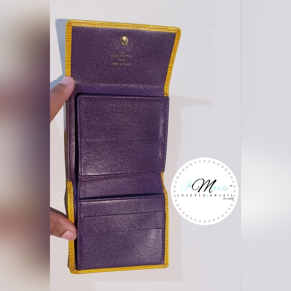 Louis Vuitton Epi Wallet - Picture 8 of 8